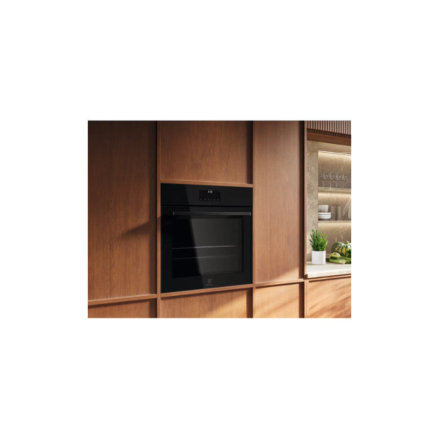 Electrolux ugradbena pećnica peć EOH4P0PK Piroliza Pirolitička