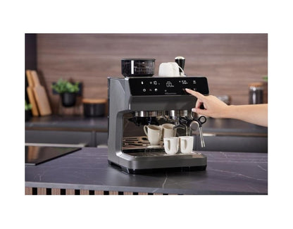 Hisense kafe aparat espresso HSACM20LP 20Bar 3200W