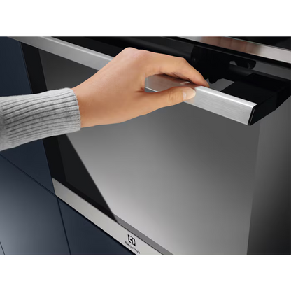 Electrolux ugradbena pećnica rerna EOD5C70X
