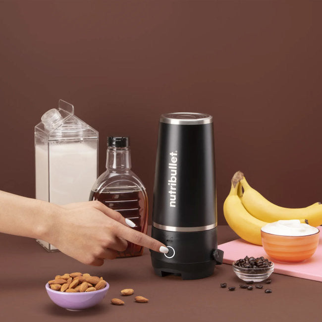 Blender Nutribullet NBP016B Flip 590ml